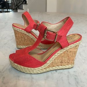 Antonio Melani size 8 salmon color wedges only worn a couple of times